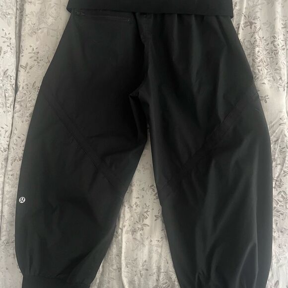 Adorable Lululemon Parachute Pants Sz 8 Black Vintage - Picture 2 of 6